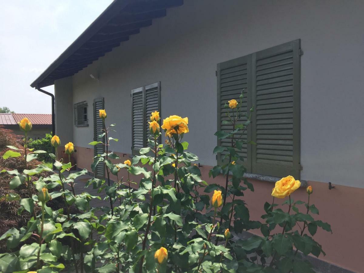 Caroline Home Anzano Del Parco Exterior foto